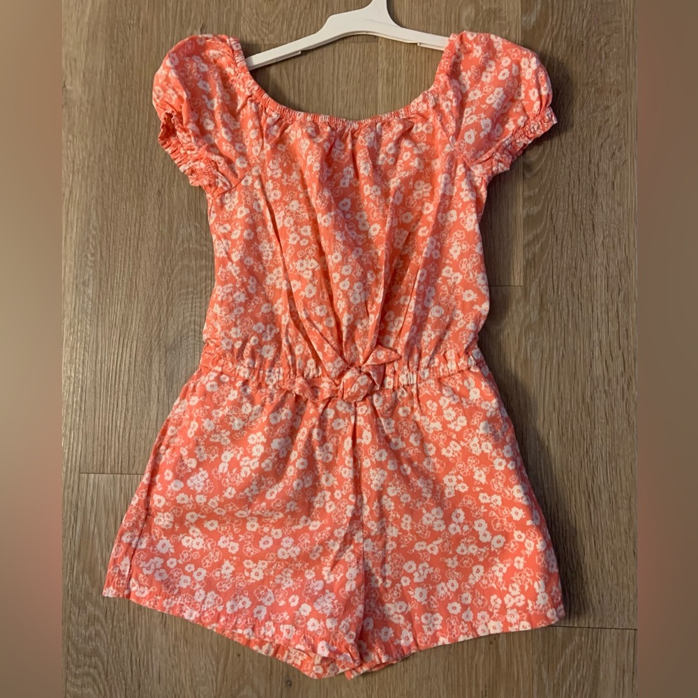 GAP Coral Floral Girl's Size 8 Coral Floral Cap Sleeve Romper